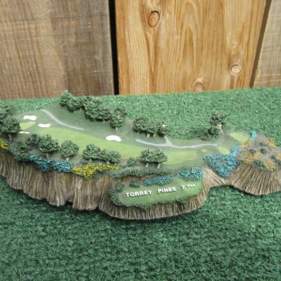 The Danbury Mint Legendary Golf Holes Collection The 7th At Torrey Pines - Picture 5 of 7